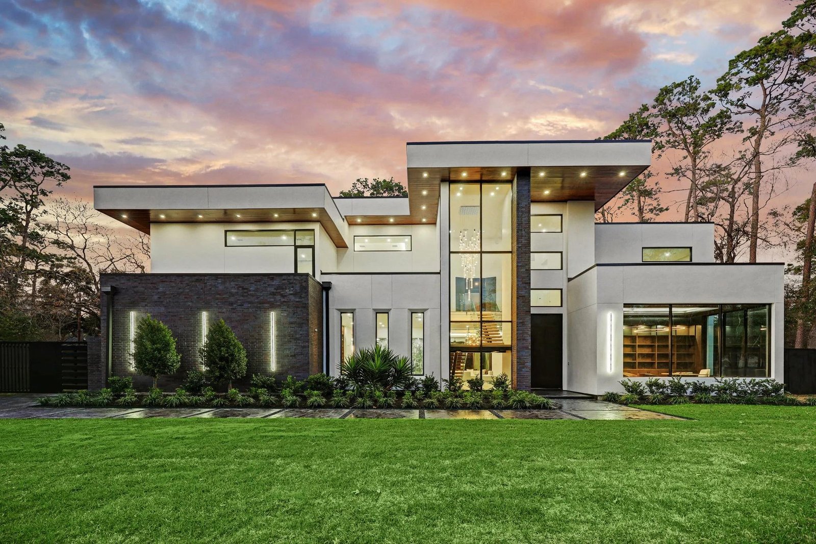 Luxury Modern Mansion